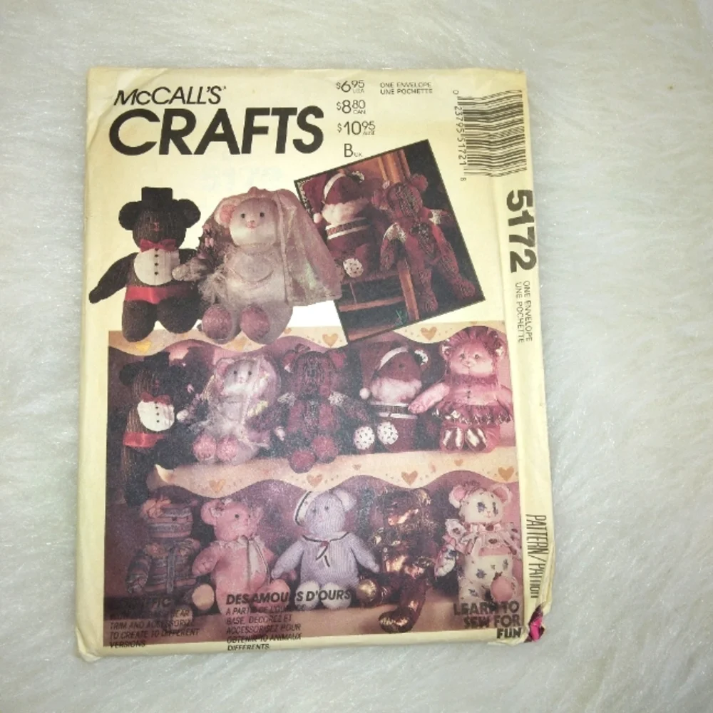 MCCALL'S 5172 Teddy Bears & outfits,  21